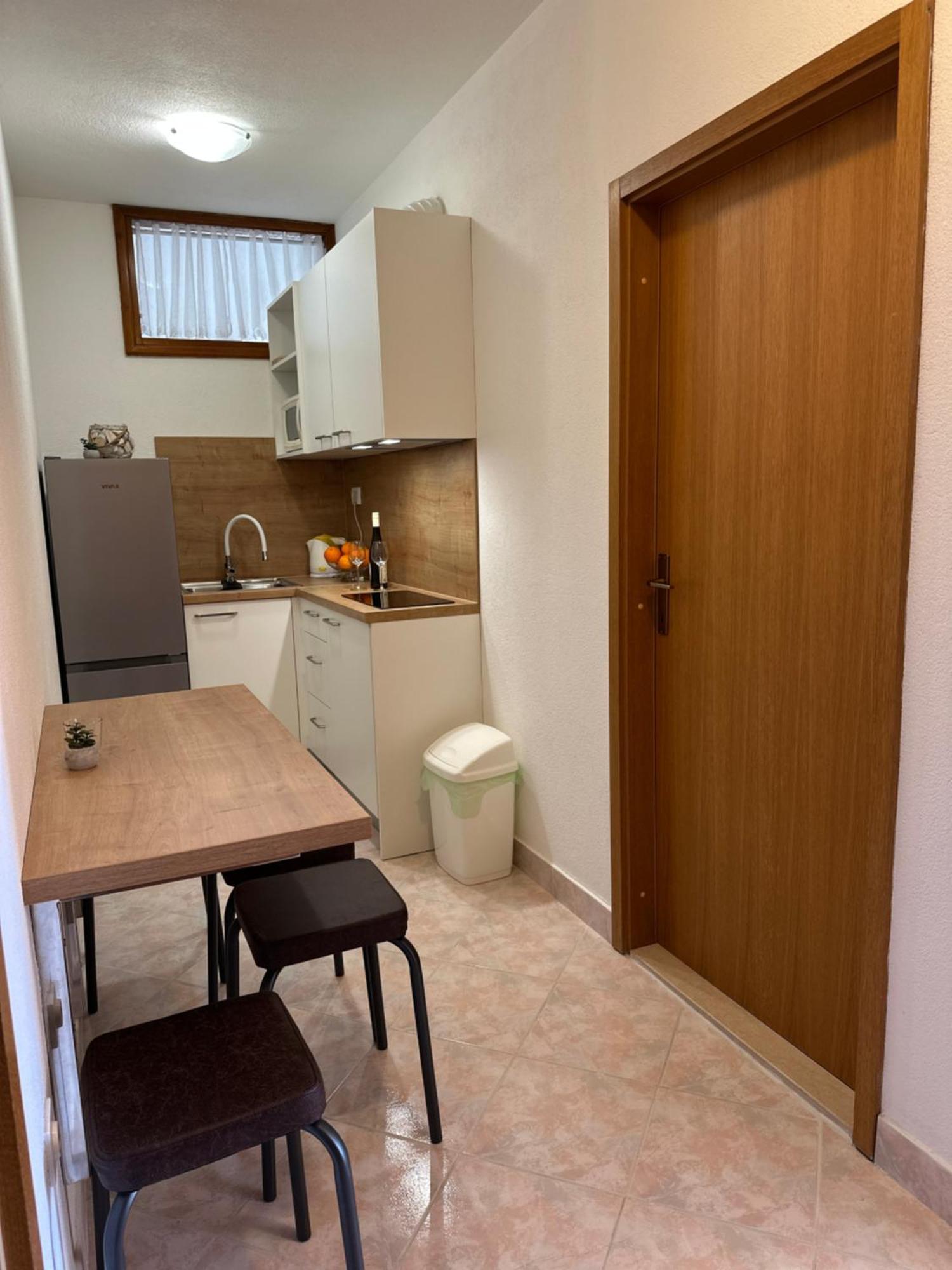 ברלה Apartmani Jurica I Ankica מראה חיצוני תמונה